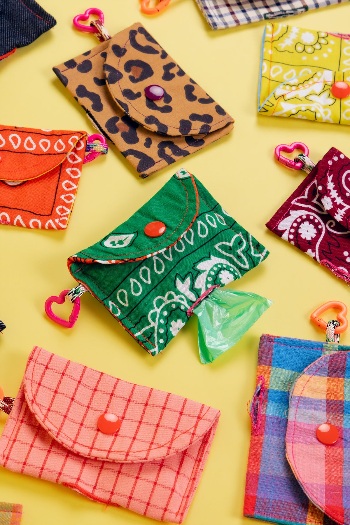 Poop bag Lulu bandana vert